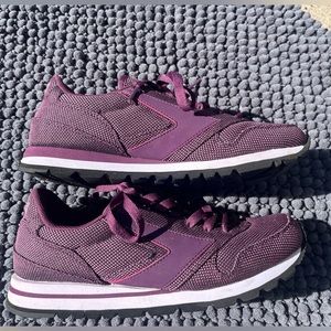 Brooks Chariot Running Shoe size 8 women’s